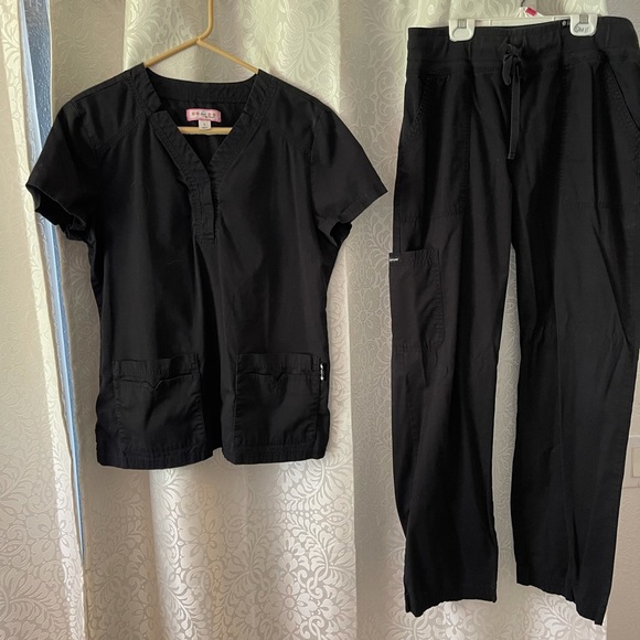 Koi scrubs